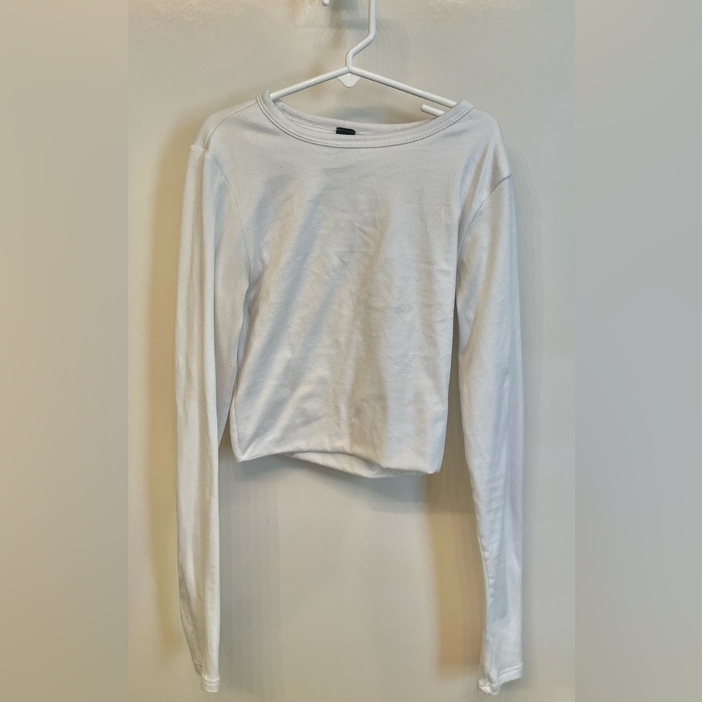 Essential Long Sleeve Crew Top